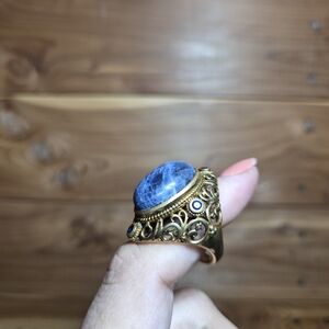 Vintage KARIS  Blue Stone Gold Ring